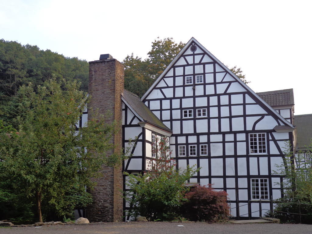 Hotel & Restaurant Gut Hungenbach Kurten Exterior photo